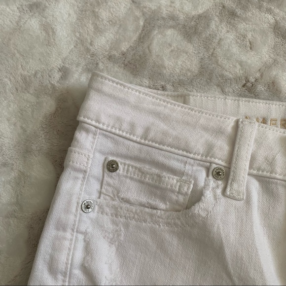 NWT American Eagle White Hi-Rise Shortie Size 4 - Picture 4 of 14